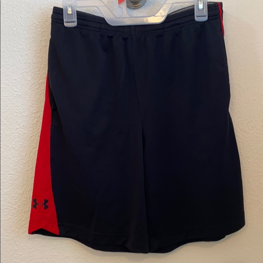 Under Armor running / workout shorts